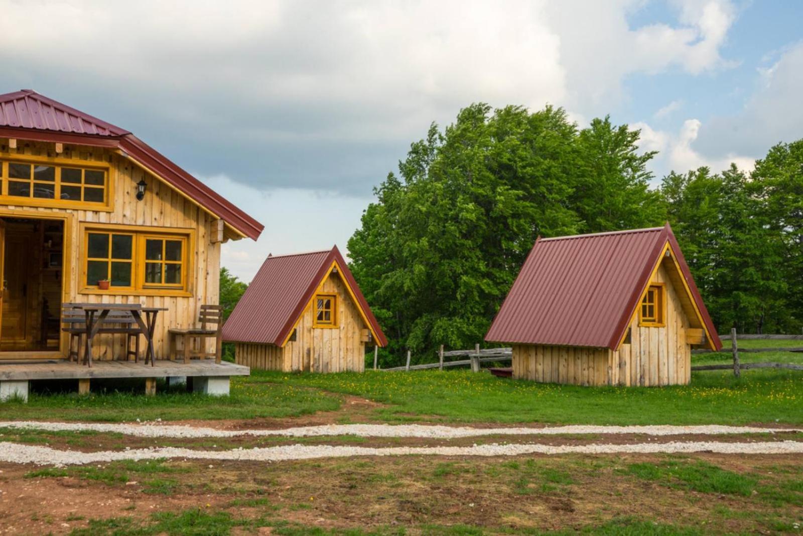 Maple Bungalows 자블야크 외부 사진