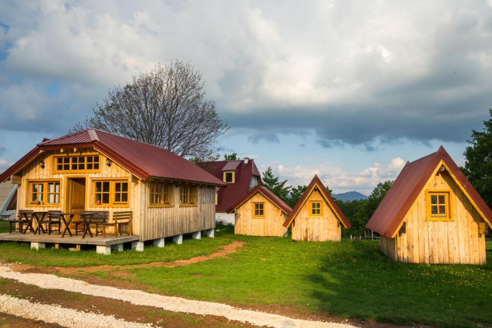 Maple Bungalows 자블야크 외부 사진